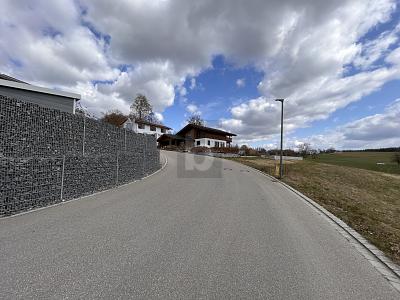 PERFEKTE BALANCE AUS RUHE UND INFRASTRUKTUR - Grundstück Taufkirchen (Vils) | Angebot:27211230