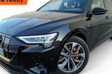 Audi e-tron 101.698 km 31.990 &euro; Ergolding 84030