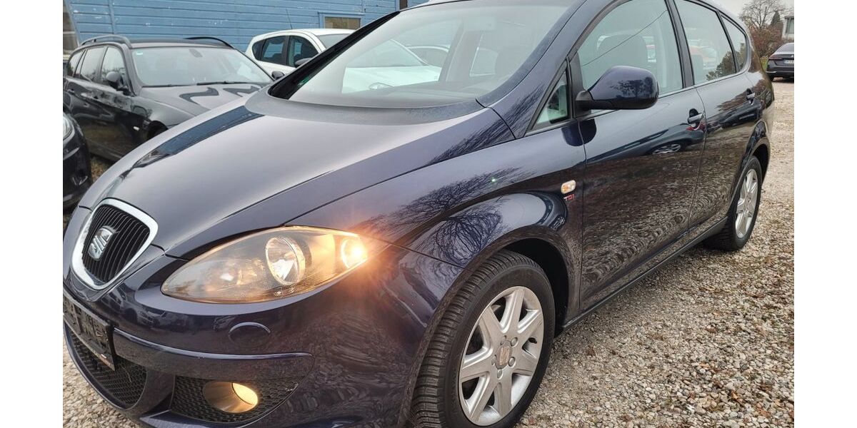 Seat Altea 216.000 km 4.590 &euro; Landshut 84030