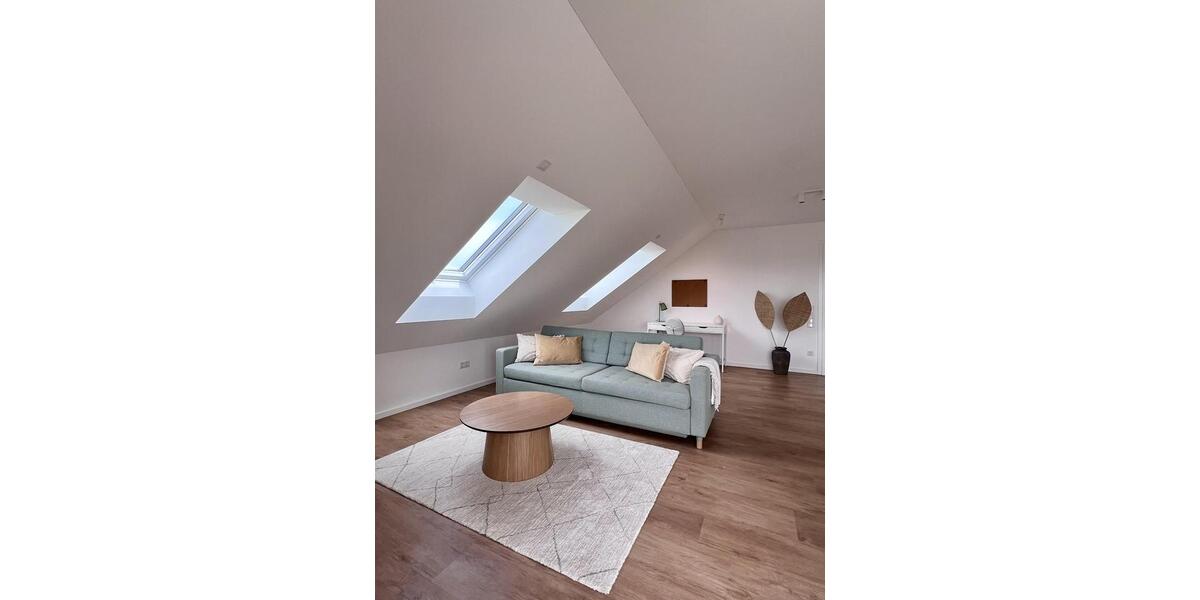 Dachgeschoßwohnung Langenbach - 2 Zimmer, 65 m&sup2;, 1.475&euro; | Angebot:25852496