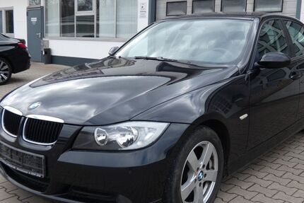 BMW 318 243.128 km 2.990 &euro; Dorfen 84405