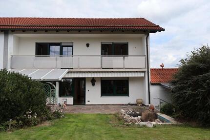 Haus Taufkirchen (Vils) - 4 Zimmer, 140 m&sup2;, 1.500&euro; | Angebot:27613220