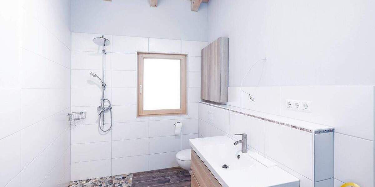 Einfamilienhaus Bayerbach Mausham - 9 Zimmer, 250 m&sup2;, 897.000&euro; | Angebot:25690976