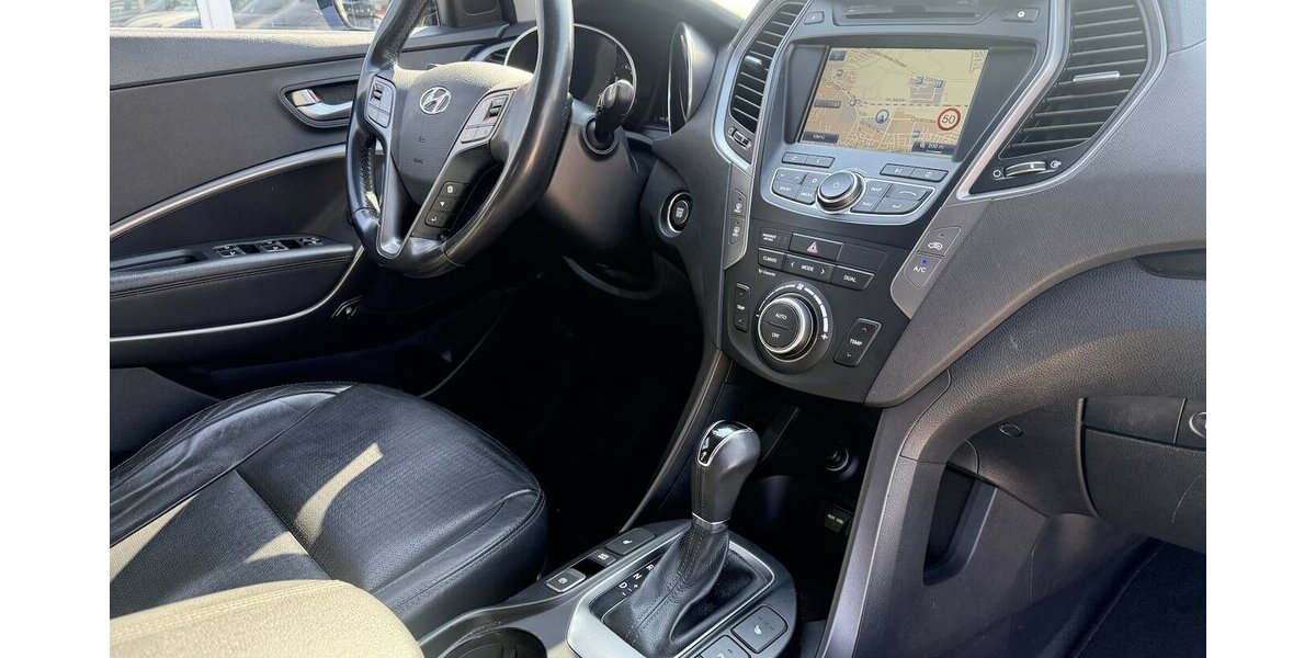 Hyundai Santa Fe 2.2 CRDi Premium 4WD Automatik Kamera Xen 213.000 km 9.900 &euro; Altdorf 84032