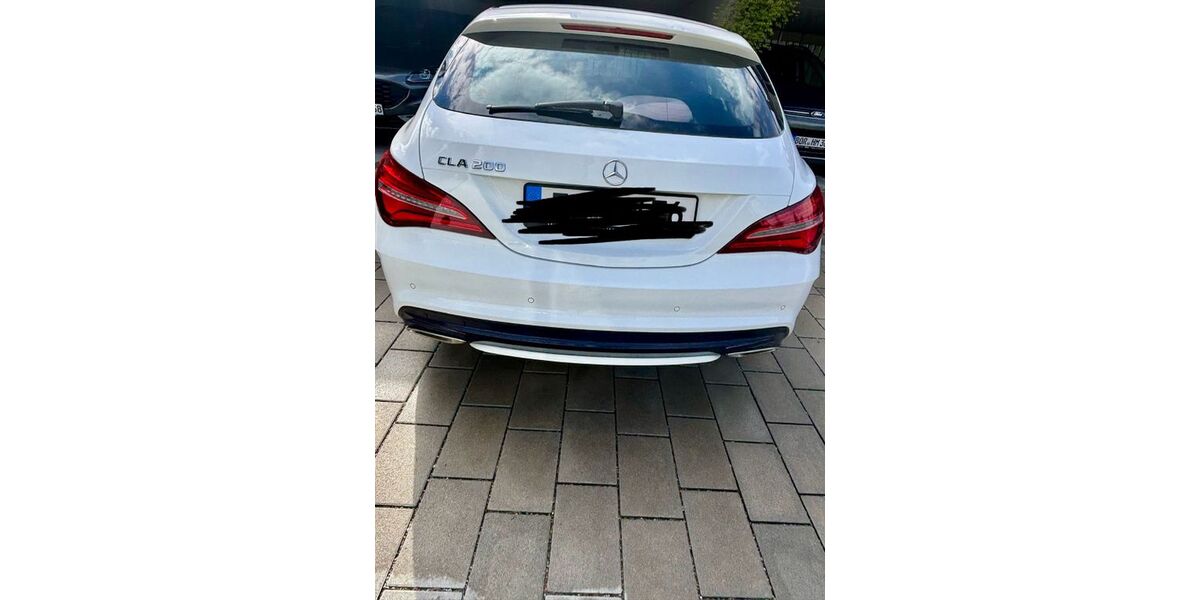 Mercedes-Benz CLA 200 Shooting Brake 129.000 km 17.300 &euro; Taufkirchen (Vils) 84416