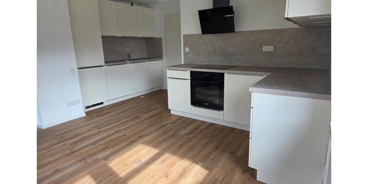 Terrassenwohnung Ergoldsbach Langenhettenbach - 5 Zimmer, 124 m&sup2;, 1.190&euro; | Angebot:27631050