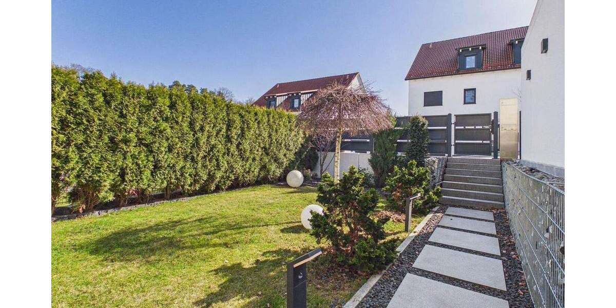 Doppelhaushälfte Landshut Peter u. Paul - 6 Zimmer, 185 m&sup2;, 995.000&euro; | Angebot:25800731