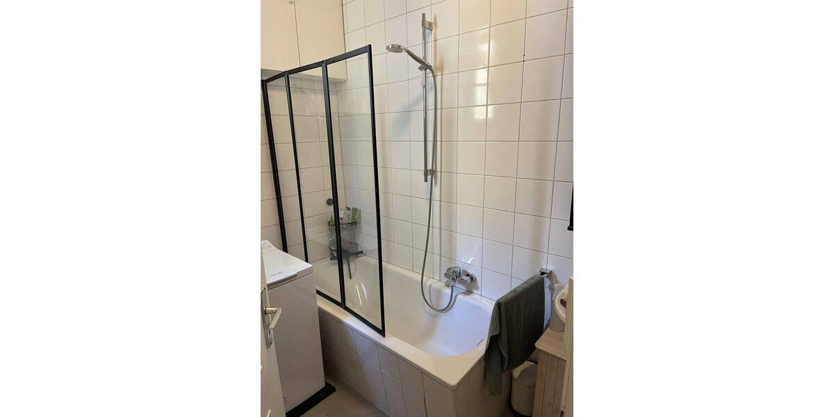 Etagenwohnung Landshut Achdorf - 3 Zimmer, 93 m&sup2;, 930&euro; | Angebot:26486858