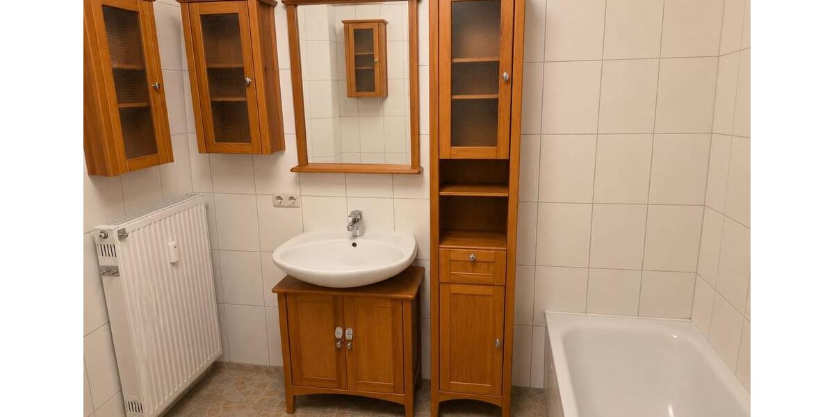 Etagenwohnung Mengkofen - 4 Zimmer, 100 m&sup2;, 900&euro; | Angebot:26626316