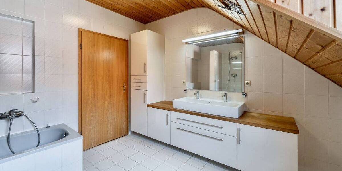 Doppelhaushälfte Haag an der Amper Haag - 6 Zimmer, 170 m&sup2;, 690.000&euro; | Angebot:26055080