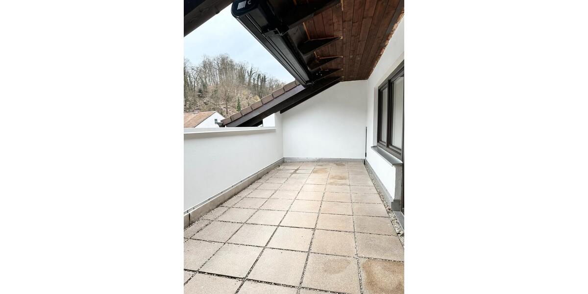 Dachgeschoßwohnung Kumhausen - 3.5 Zimmer, 99 m&sup2;, 1.250&euro; | Angebot:25936221