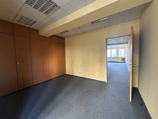 Gewerbeobjekt Landshut Industriegebiet - 1 Zimmer, 158 m&sup2;, 1.600&euro; | Angebot:25687236