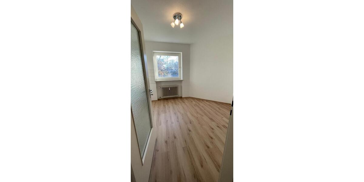 Etagenwohnung Ergolding - 2.5 Zimmer, 67 m&sup2;, 1.080&euro; | Angebot:24689195