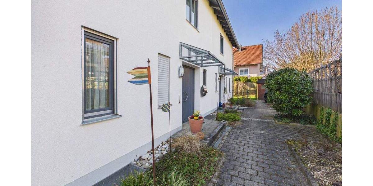 Doppelhaushälfte Altdorf - 4 Zimmer, 124 m&sup2;, 595.000&euro; | Angebot:25821430