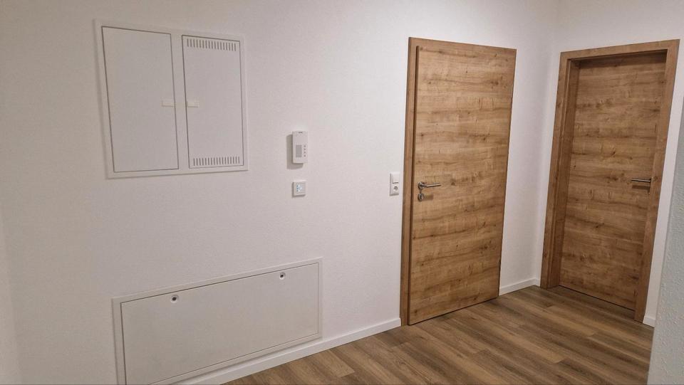 Etagenwohnung Marklkofen - 2.5 Zimmer, 102 m&sup2;, 880&euro; | Angebot:25655365