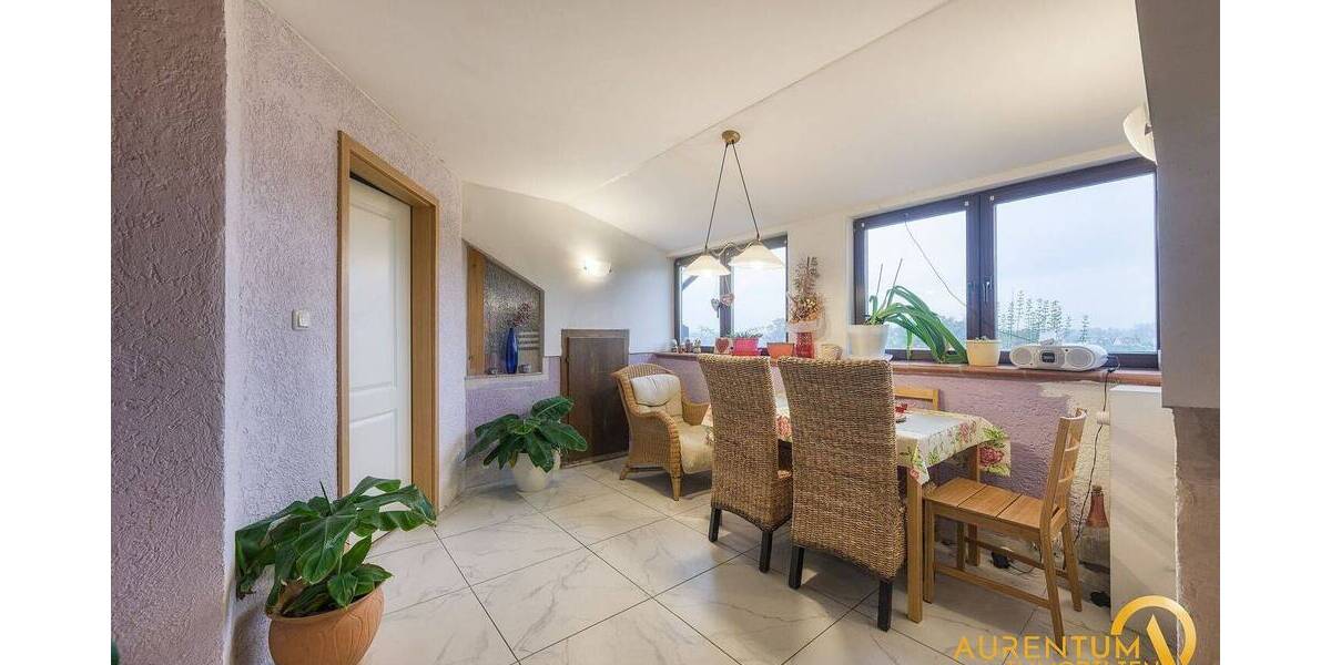 Einfamilienhaus Bruckberg - 8 Zimmer, 250 m&sup2;, 850.000&euro; | Angebot:25800218