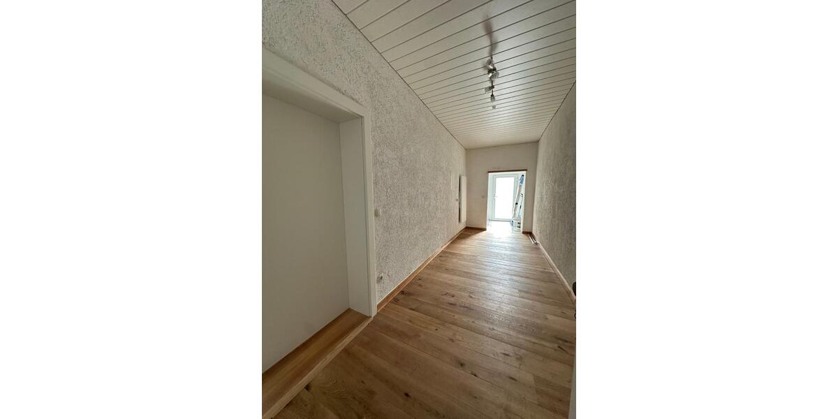 Etagenwohnung Dingolfing - 2 Zimmer, 70 m&sup2;, 750&euro; | Angebot:25960641