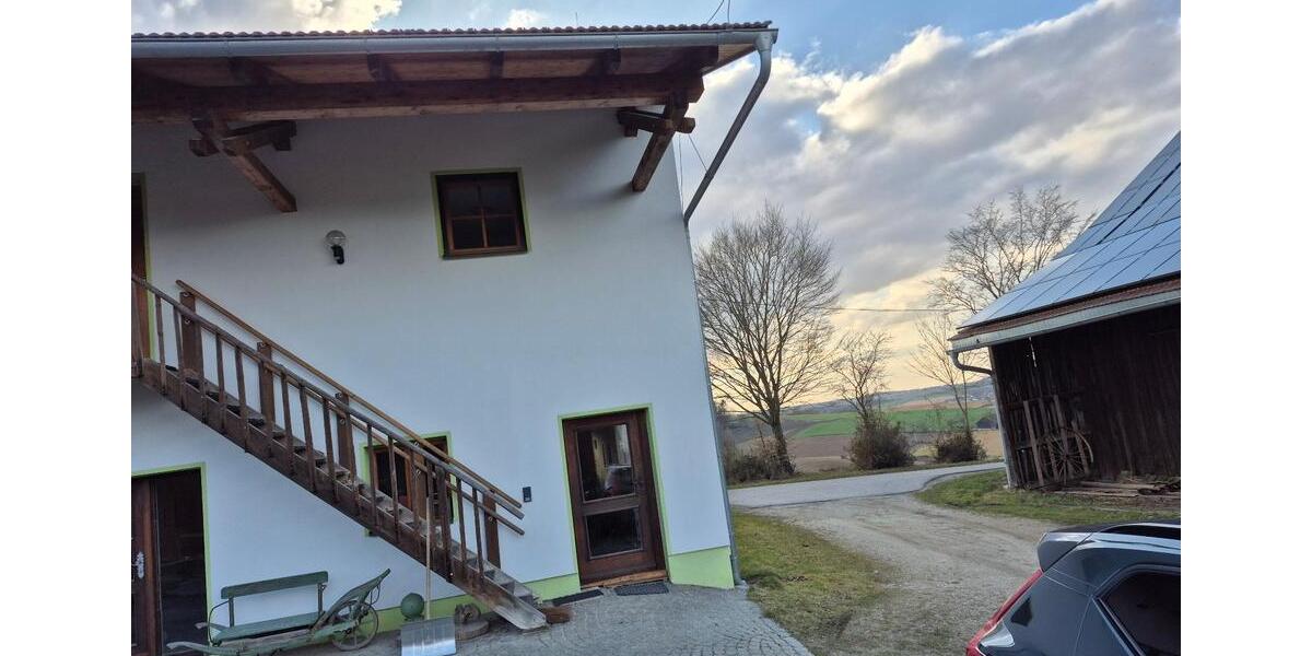 Etagenwohnung Mengkofen - 4.5 Zimmer, 93 m&sup2;, 650&euro; | Angebot:25839226