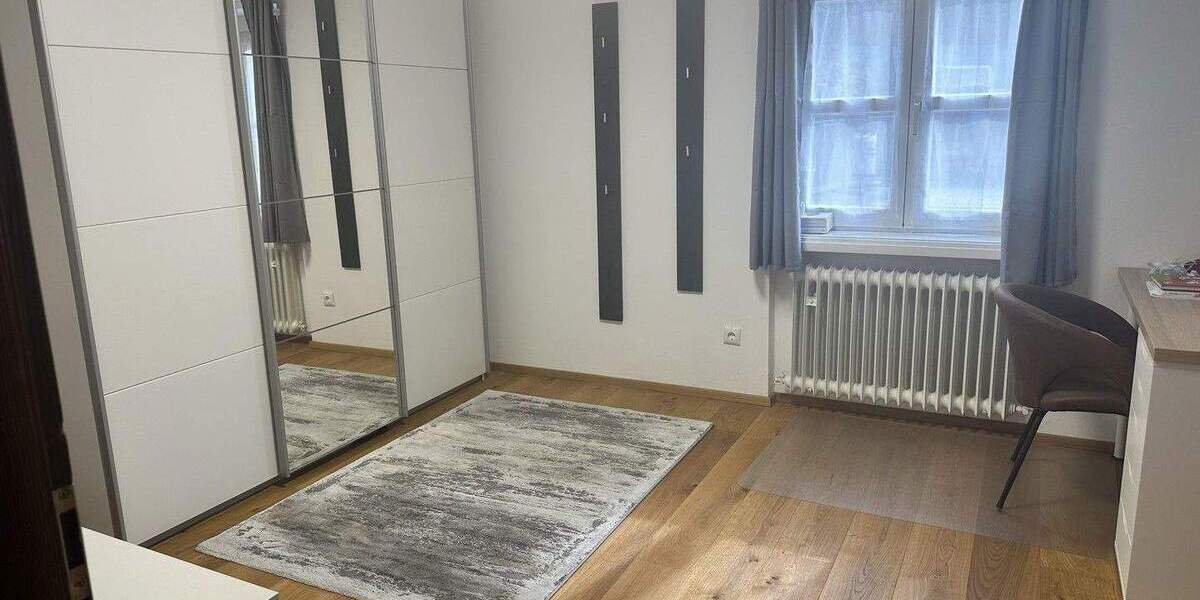 Einfamilienhaus Nandlstadt - 8 Zimmer, 300 m&sup2;, 930.000&euro; | Angebot:25716310