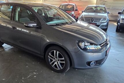 VW Golf 80.950 km 6.300 &euro; Altfraunhofen 84169