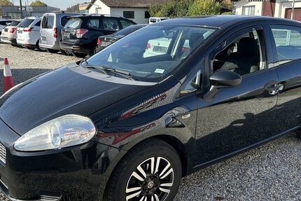 Fiat Grande Punto 1.4i 8V Active Klima Euro4 139.200 km 2.200 &euro; Altdorf 84032