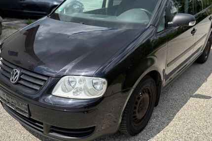 VW Touran 220.100 km 1.499 &euro; Niederaichbach 84100