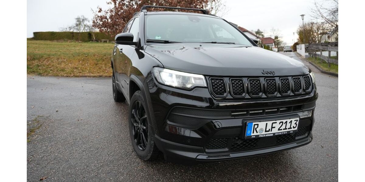 Jeep Compass 39.000 km 22.500 &euro; Rottenburg 84056