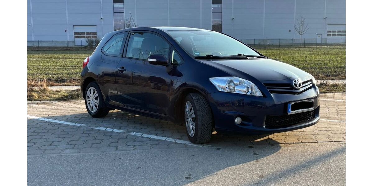 Toyota Auris 123.600 km 4.950 &euro; Moosburg 85368