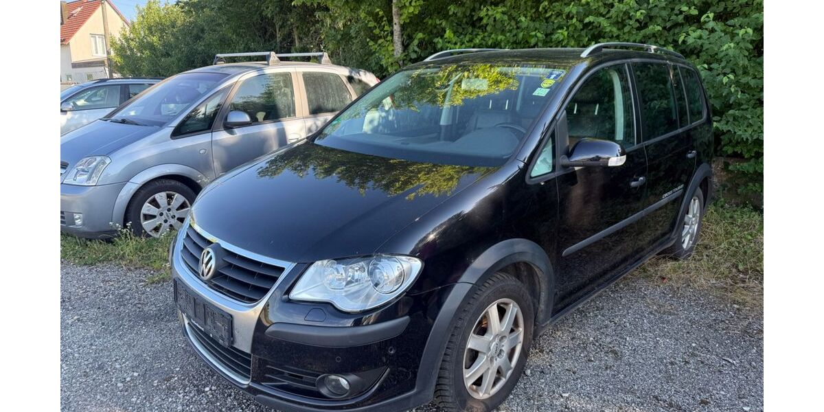 VW Touran 160.000 km 4.990 &euro; Altdorf / Landshut 84032
