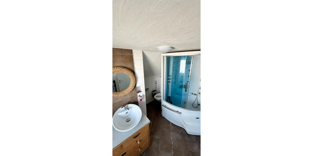 Einfamilienhaus Tiefenbach - 5 Zimmer, 90 m&sup2;, 2.100&euro; | Angebot:25823413