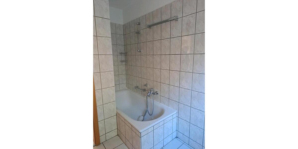 Etagenwohnung Mallersdorf-Pfaffenberg Pfaffenberg - 3 Zimmer, 70 m&sup2;, 600&euro; | Angebot:27577015
