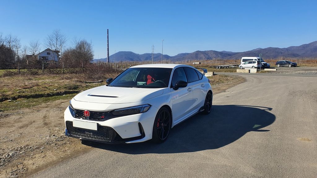 Honda Civic 4.500 km 53.850 &euro; Essenbach 84051
