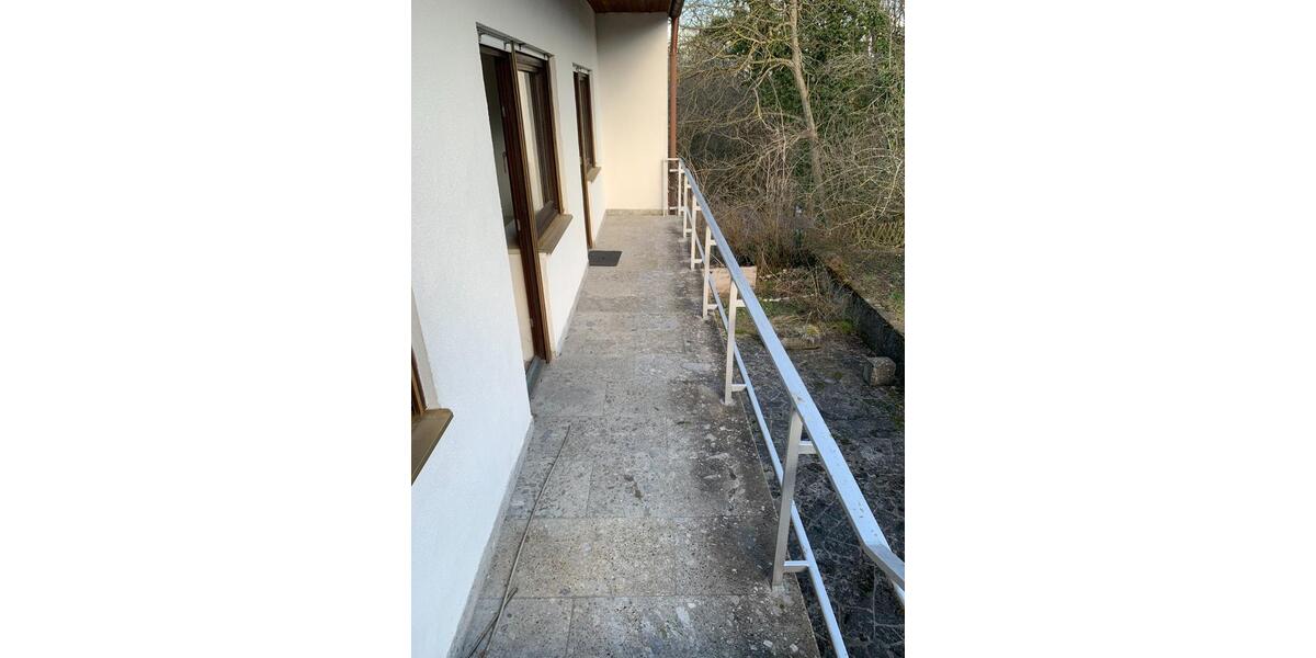 Einfamilienhaus Kumhausen - 7 Zimmer, 190 m&sup2;, 2.000&euro; | Angebot:25977749