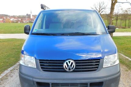VW T5 Caravelle 251.473 km 9.950 &euro; Dorfen 84405