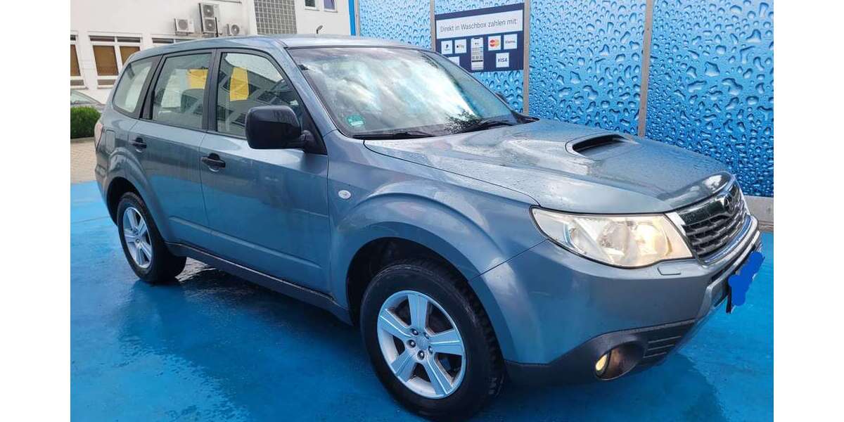 Subaru Forester 185.000 km 2.799 &euro; Landshut 84030