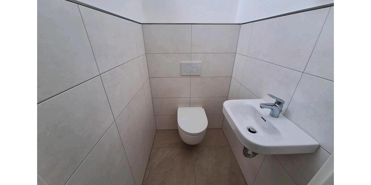 Erdgeschoßwohnung Taufkirchen (Vils) - 5 Zimmer, 165 m&sup2;, 1.950&euro; | Angebot:24363731