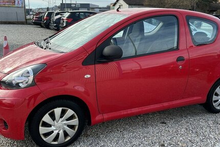 Toyota Aygo Basis 1.0i Euro5 1.Hand 182.600 km 2.500 &euro; Altdorf 84032