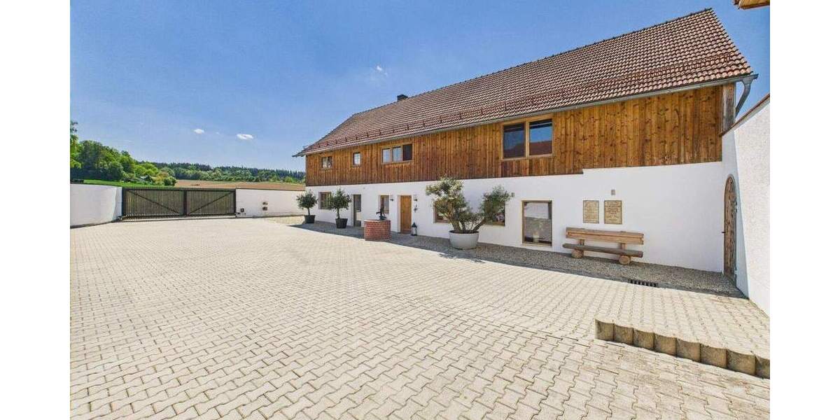 Einfamilienhaus Frontenhausen / Witzeldorf Witzeldorf-Burgberg - 6 Zimmer, 265 m&sup2;, 1.050.000&euro; | Angebot:25695123
