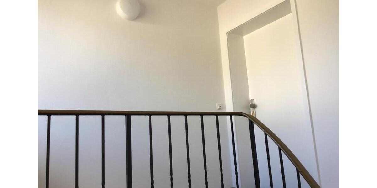 Etagenwohnung Kumhausen - 4 Zimmer, 85 m&sup2;, 1.250&euro; | Angebot:27612583
