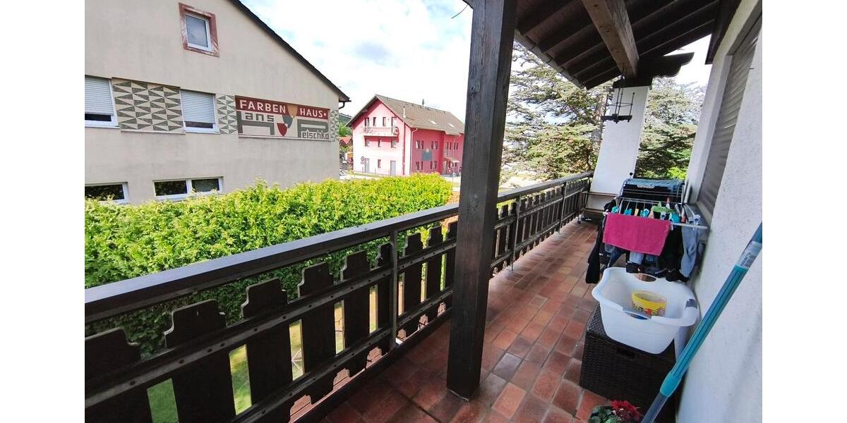 Etagenwohnung Niederaichbach - 4 Zimmer, 140 m&sup2;, 1.300&euro; | Angebot:26630185