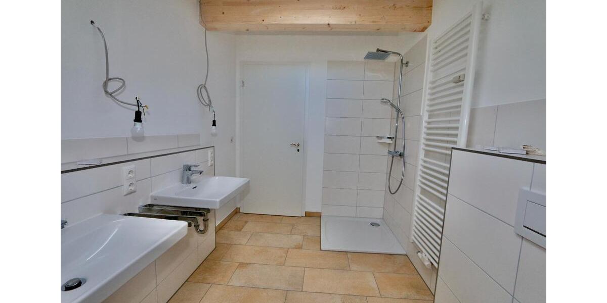 Etagenwohnung Kumhausen - 4 Zimmer, 118 m&sup2;, 1.370&euro; | Angebot:26614904