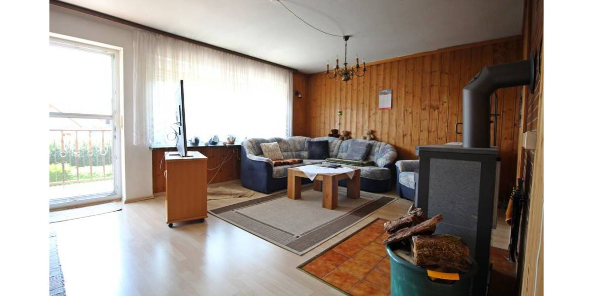 Einfamilienhaus Egglkofen - 5 Zimmer, 143 m&sup2;, 330.000&euro; | Angebot:25689421