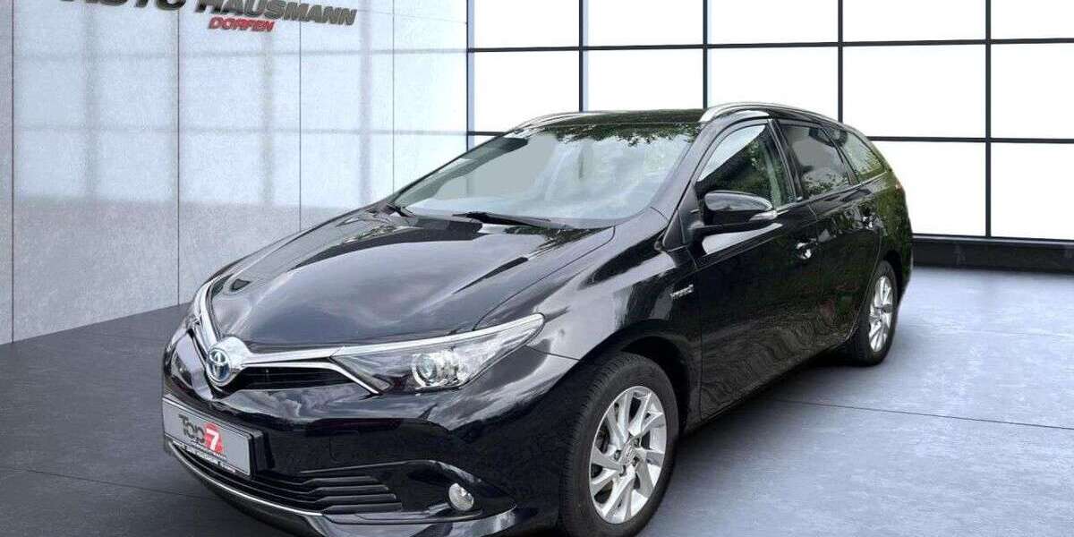 Toyota Auris 77.409 km 14.840 &euro; Dorfen 84405