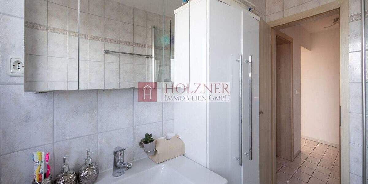 Etagenwohnung Landshut Peter u. Paul - 3 Zimmer, 70 m&sup2;, 299.000&euro; | Angebot:25748933