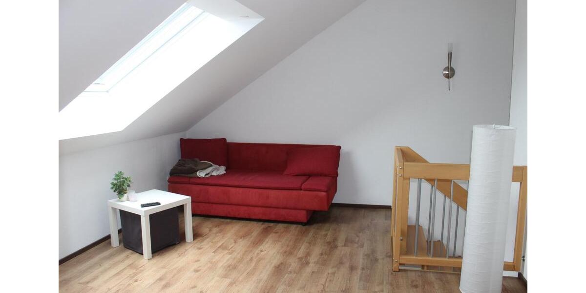 Etagenwohnung Adlkofen - 4 Zimmer, 65 m&sup2;, 330&euro; | Angebot:25641071