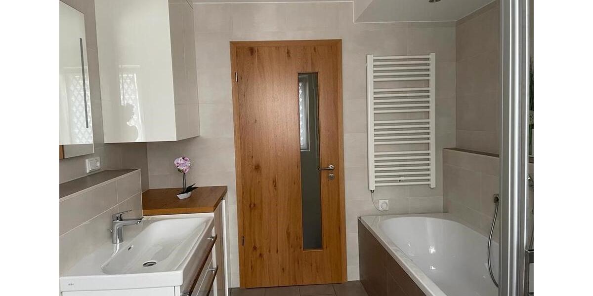 Etagenwohnung Landshut Landshut-West - 3 Zimmer, 79 m&sup2;, 1.380&euro; | Angebot:26412607