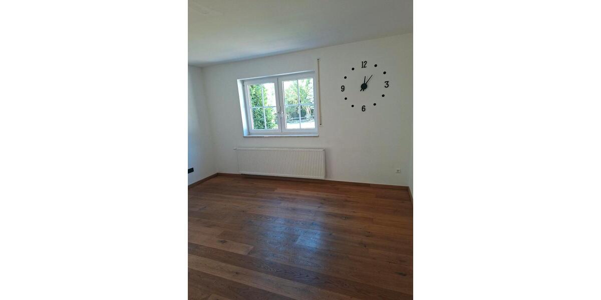 Einfamilienhaus Bruckberg - 6 Zimmer, 140 m&sup2;, 1.950&euro; | Angebot:27553232