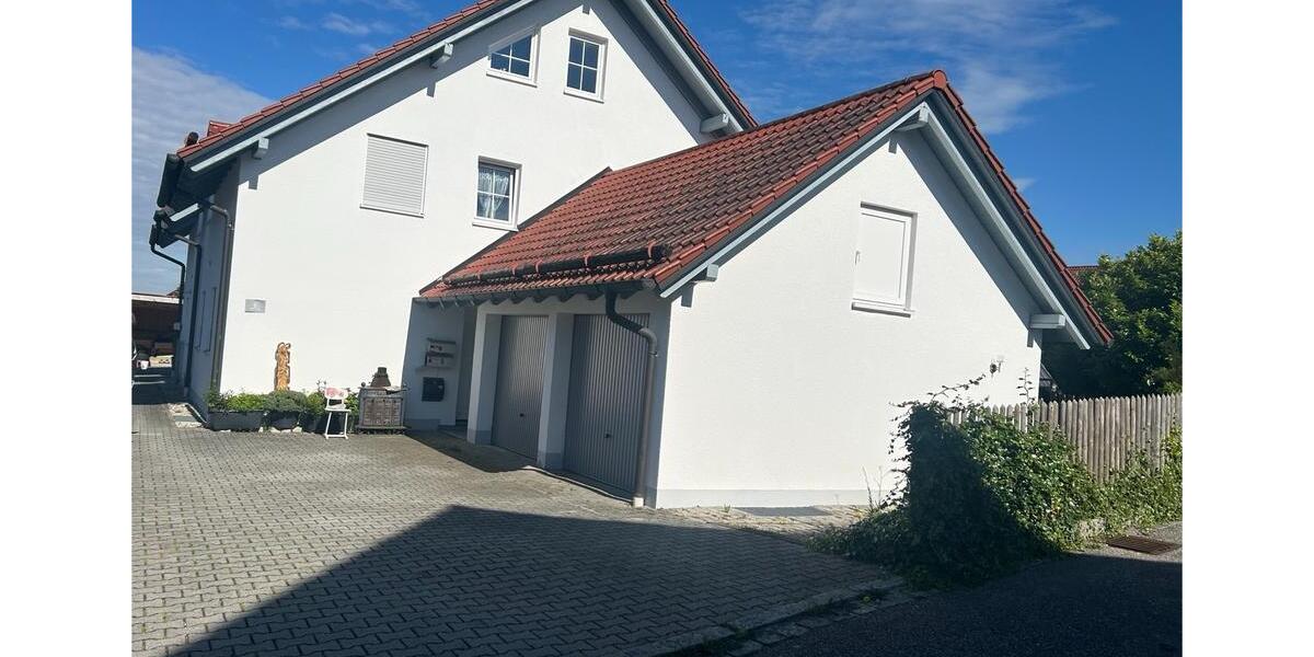 Dachgeschoßwohnung Taufkirchen (Vils) - 2 Zimmer, 60 m&sup2;, 900&euro; | Angebot:25807328