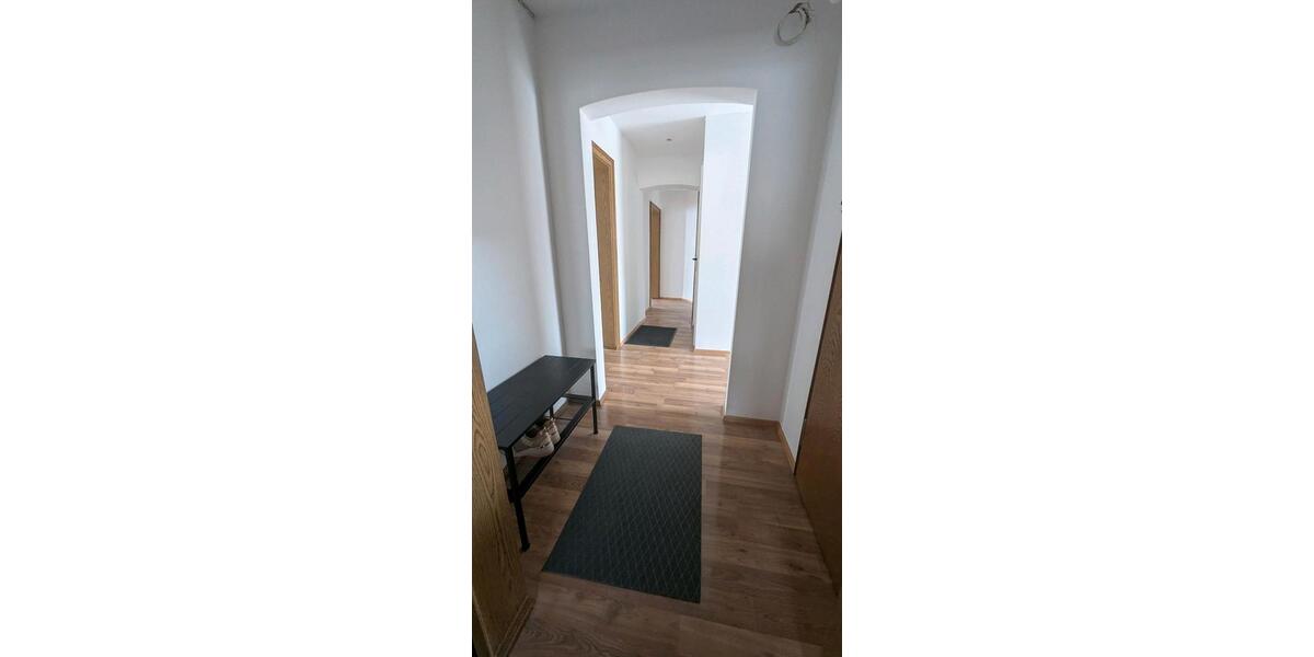 Etagenwohnung Moosthenning - 1 Zimmer, 12 m&sup2;, 550&euro; | Angebot:25724306