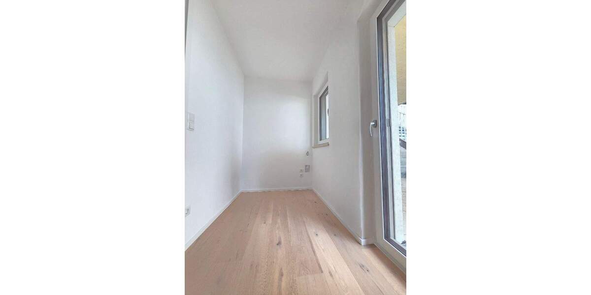 Terrassenwohnung Landshut Berg - 2 Zimmer, 84 m&sup2;, 1.340&euro; | Angebot:25801433